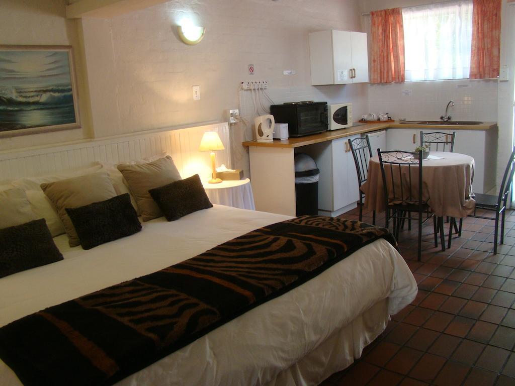 Aqua Marine Guest House Port Elizabeth Szoba fotó